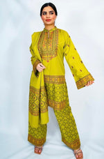 Load image into Gallery viewer, Green winter kanni suit - Knee length shirt with kanni weave pants
